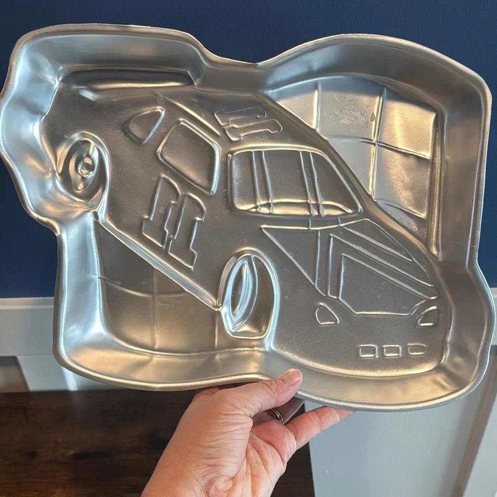 Vintage 1997 Wilton Race Car #11 Novelty Cake Pan
